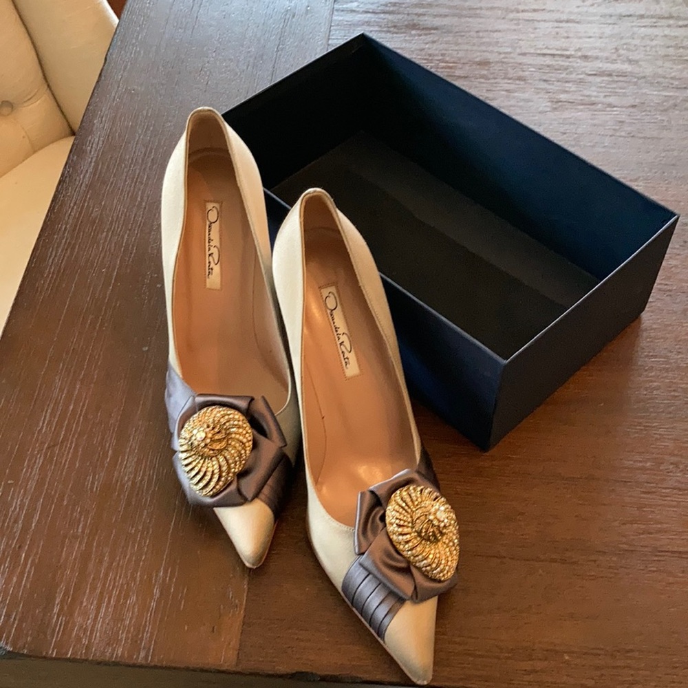 Beautiful Oscar de la Renta high heels